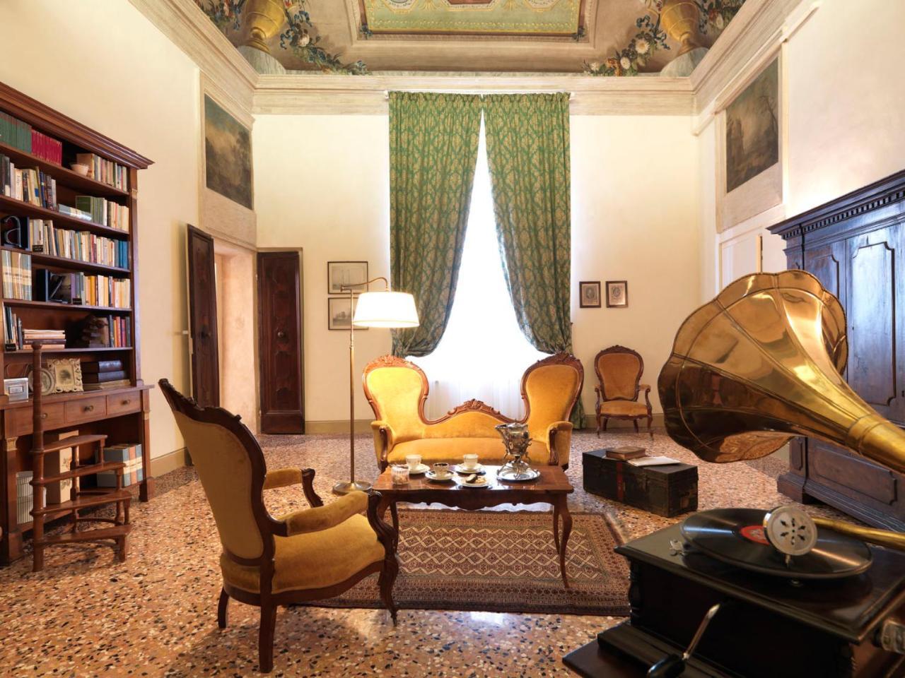 Antica Casa Zucchini B&B — Photos 1